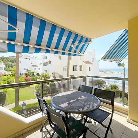 Port Waterside Apartment Estepona